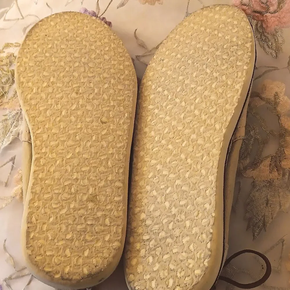 NEW. TOMS Cream Slip-On Shoes - Picture 7 of 8